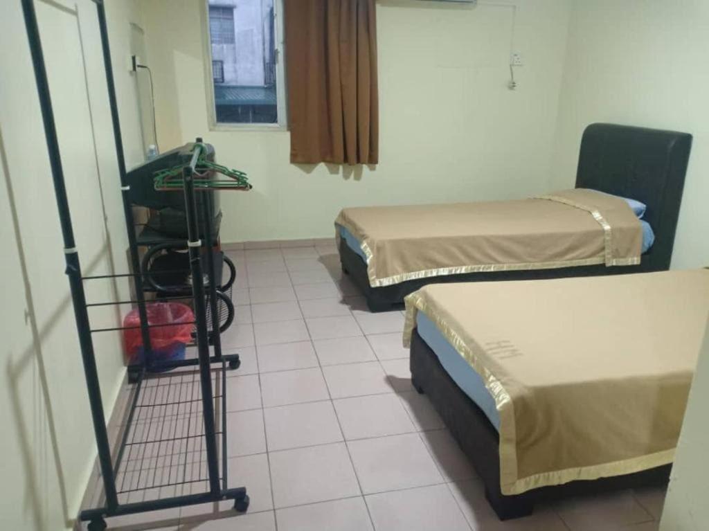 Oyo 90914 Hotel Mei Wah Kampong Selanchor Luaran gambar